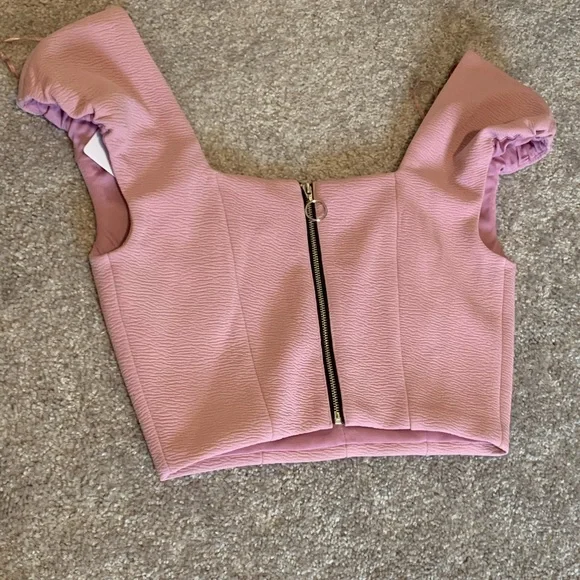 NWT J.O.A lilac crop top - Picture 5 of 9
